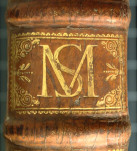 Fer de reliure au monogramme du prieuré Saint-Maurice